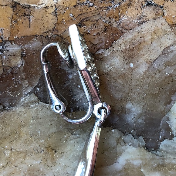 VTG RETRO fun silver rhinestone clip-on earrings - Picture 3 of 3